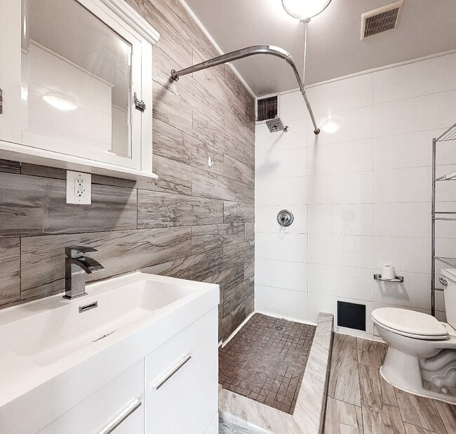 Photo - Saint Nicholas Avenue Unit 4B