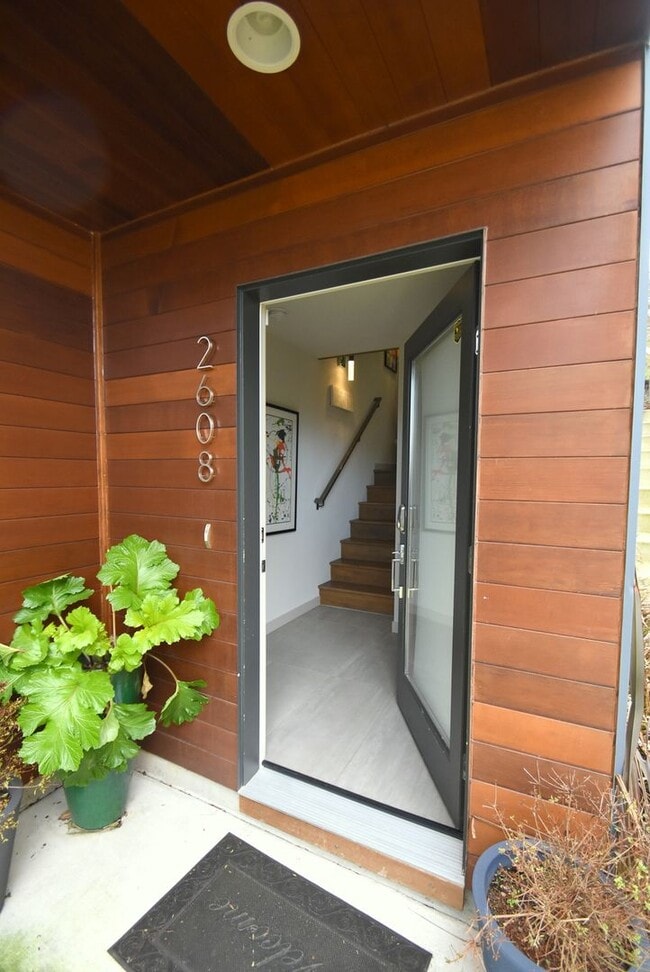 Photo - 3bd/3.5ba Seattle Townhome