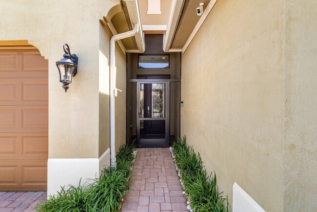 Photo - 11856 Leon Cir N