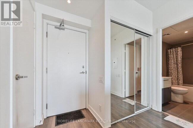 Photo - 15 Grenville St Unit 5002