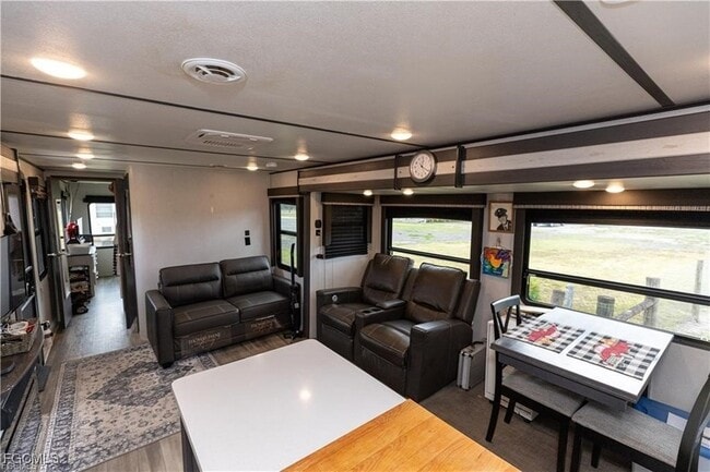 Photo - 17861 Palm Creek Dr