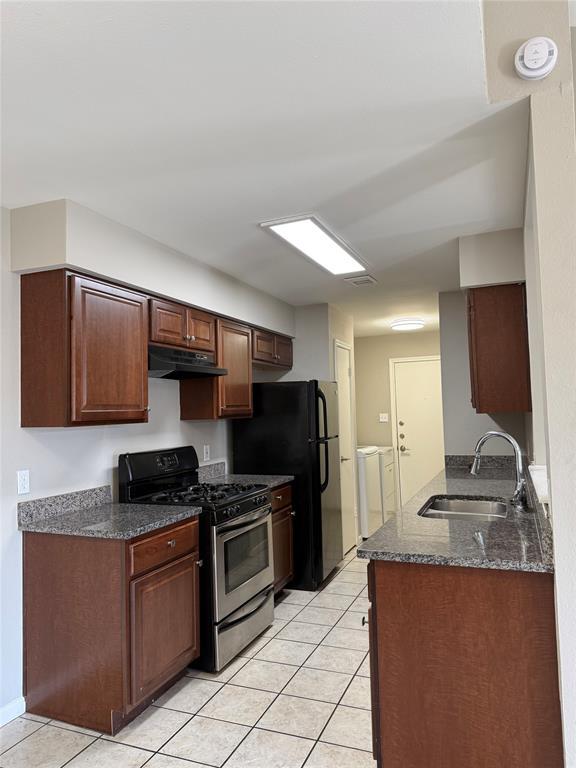 Photo - 2012 Margalene Way