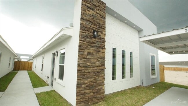 Photo - 5609 Ozark Ave Unidad 3