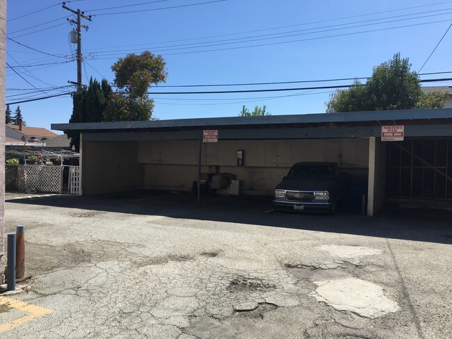 Photo - 1040 Clyde Ave