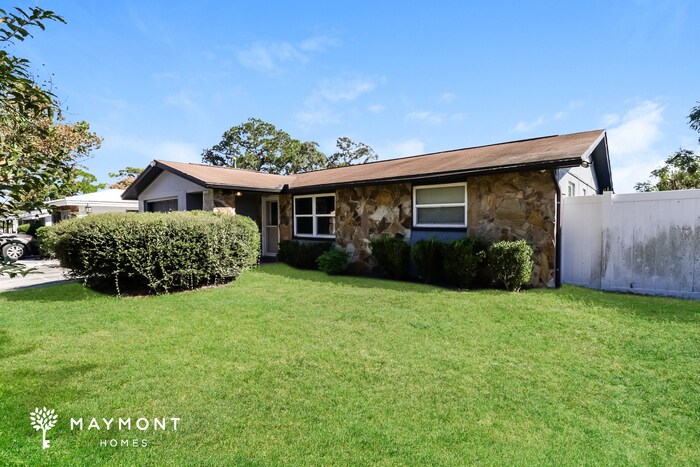 Photo - 15634 Sea Pines Dr