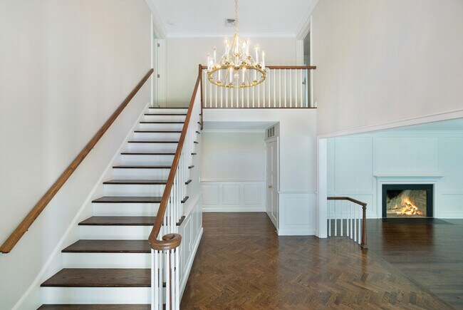 Photo - 61 Winding Ln