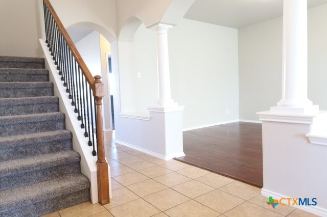 Photo - 9904 Maplewood Ct