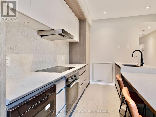 Photo - 33 Dundonald St