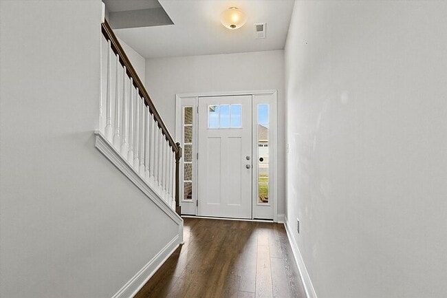 Photo - 292 Abercorn Dr