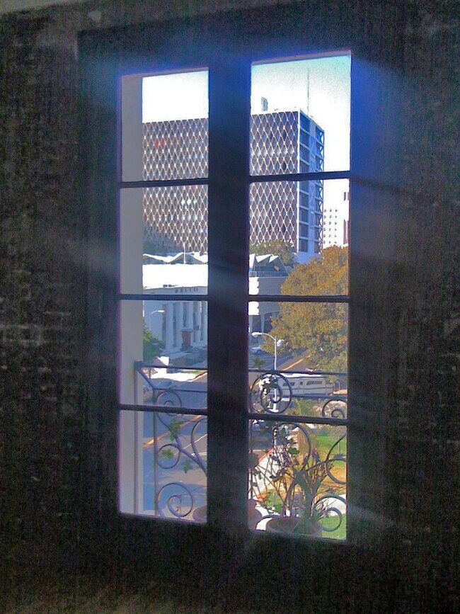 Photo - 2412 W 7th St Unidad 4 B