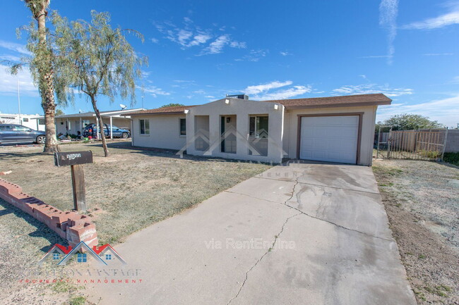 Building Photo - 11033 N Geronimo Dr