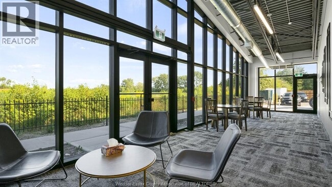 Photo - 1900 6th Conc Unité 106