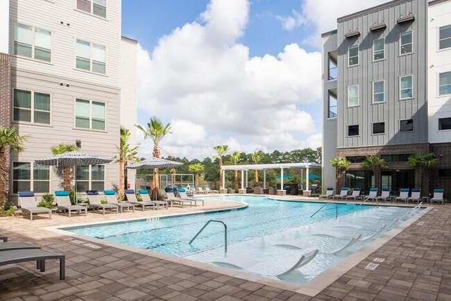 Photo - 25120 Panther Bend Ct Unit b12