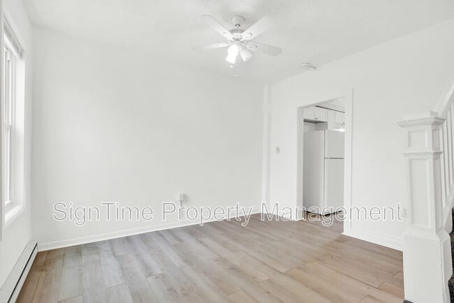 Building Photo - 115 W Church St Rental