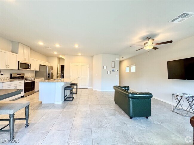 Building Photo - 7848 Pink Opal Ave Rental