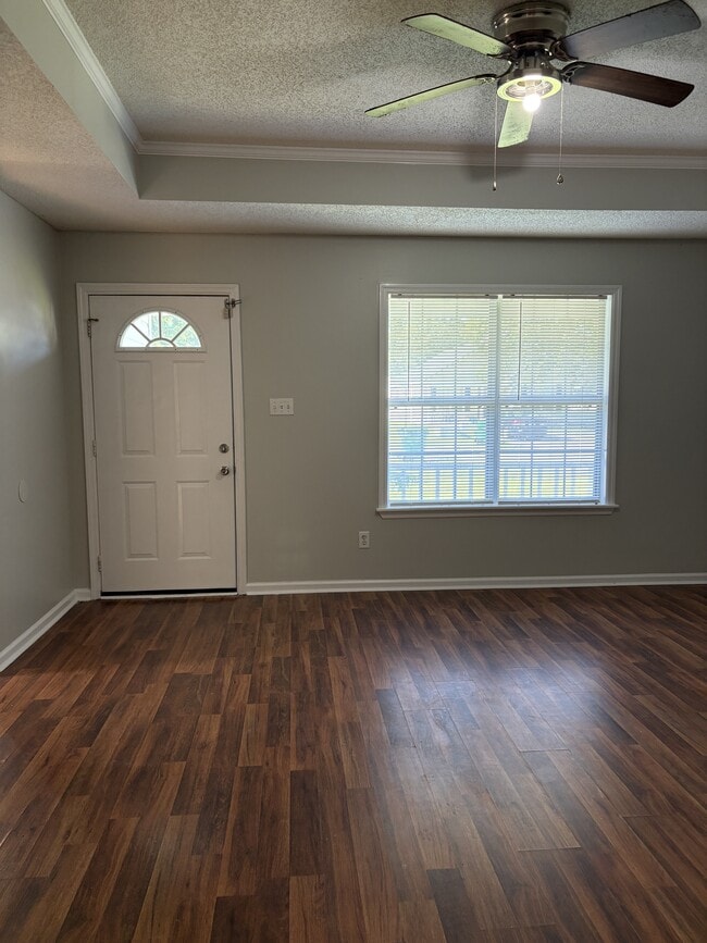 Photo - 3005 Schroer Dr