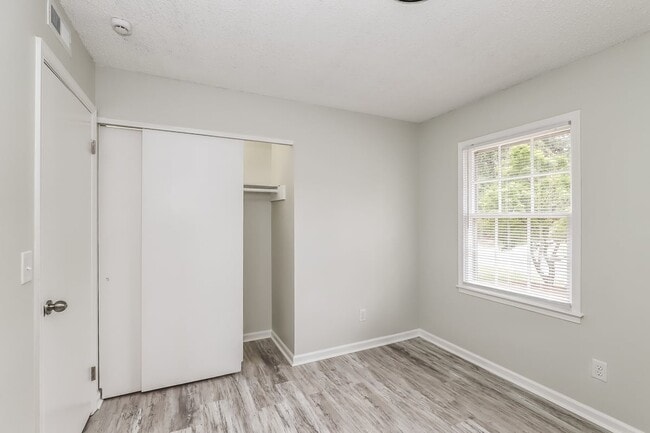 Photo - 5401 Bayberry Ln