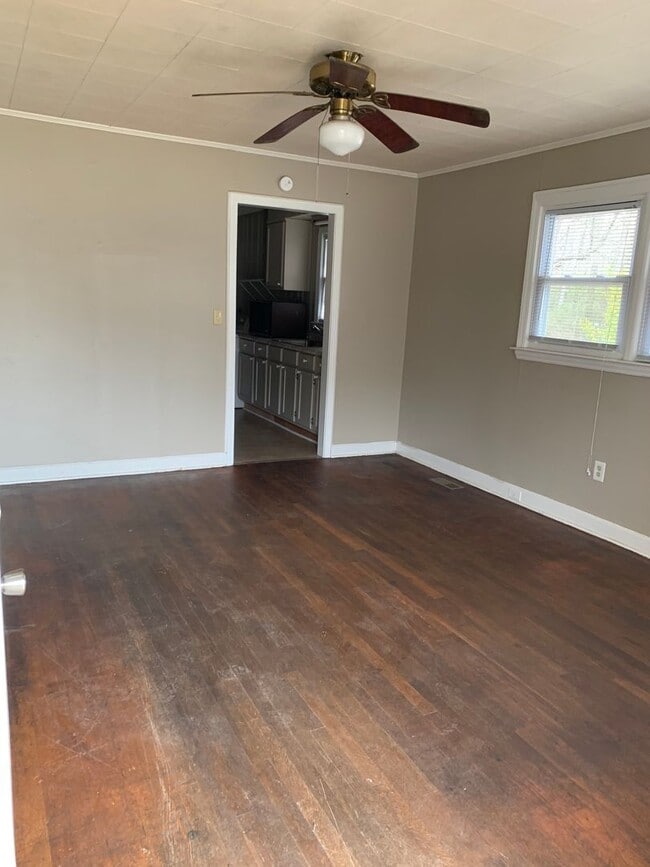 Photo - 235 Eastbrook Dr Unit 1