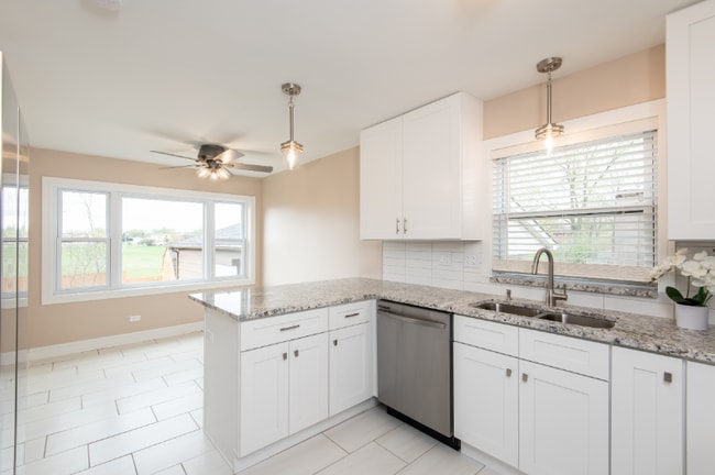 Photo - 8729 W 73rd Pl Unit 2