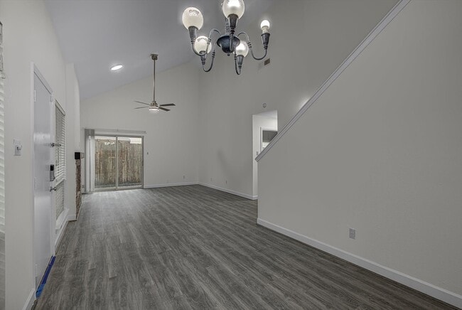 Photo - 13975 Hollowgreen Dr Unit 1