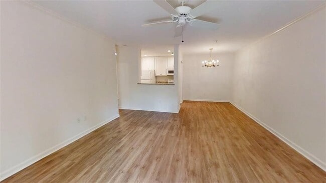 Photo - 300 Johnson Ferry Rd