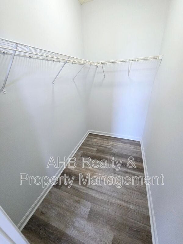 Photo - 3009 Winston Dr