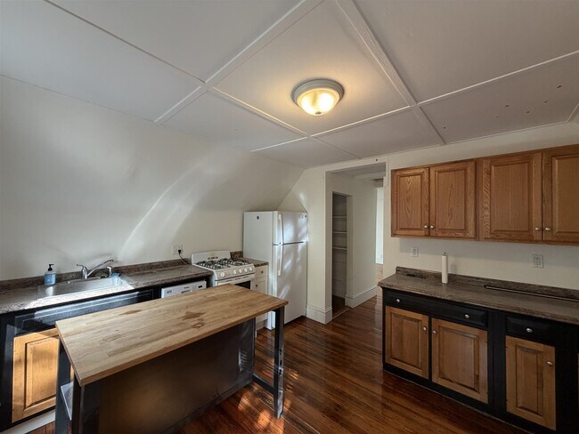 Photo - 94 Morrison Ave Unit 3