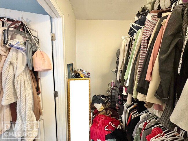Photo - 2123 N Dayton St Unit 306
