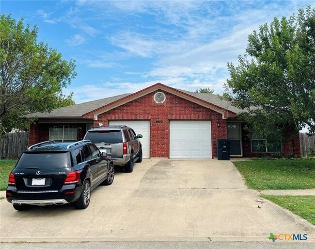 Building Photo - 4500 July Dr Rental