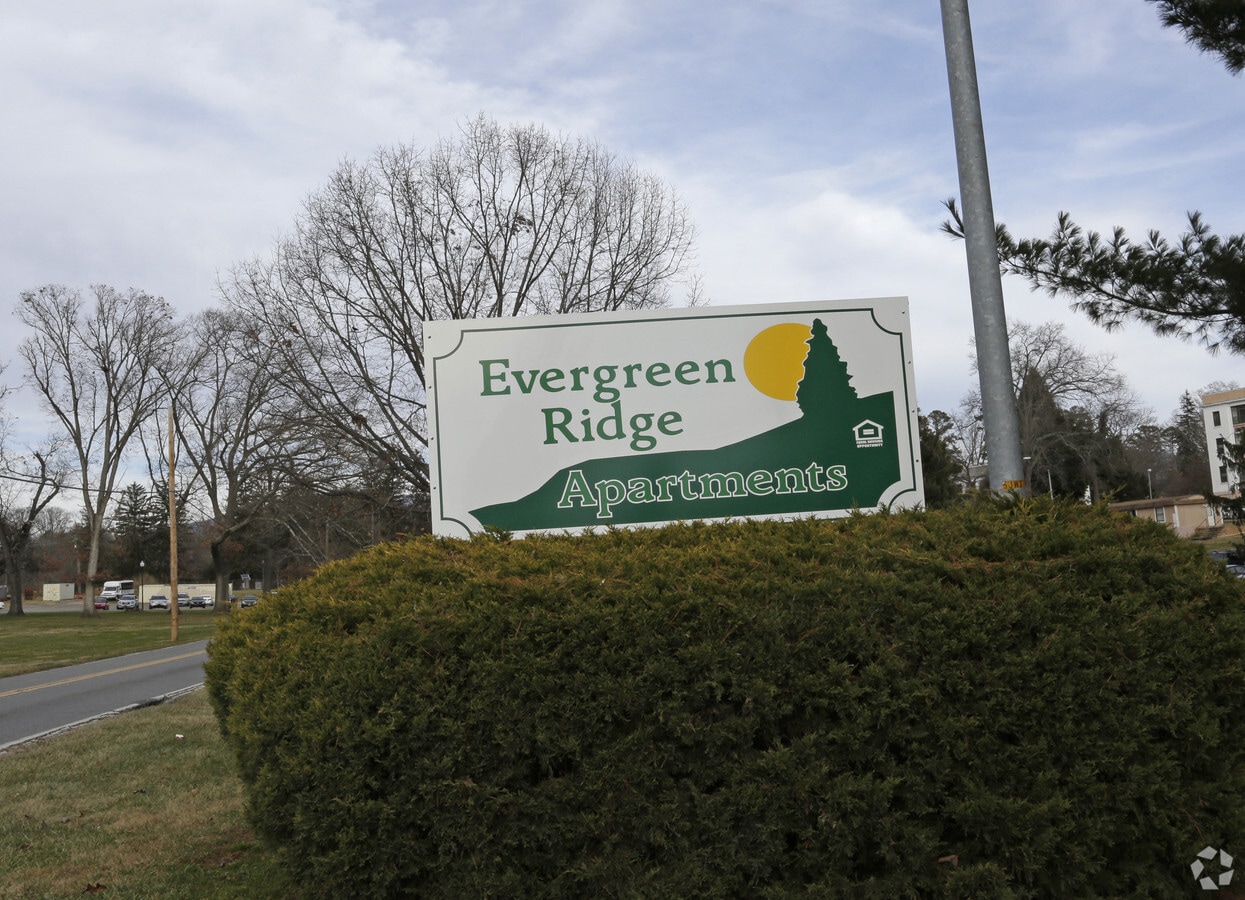 Photo - Evergreen Ridge Apartments