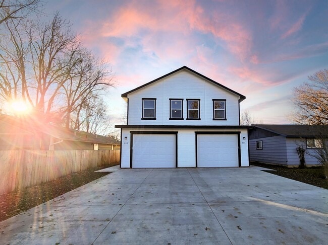 Photo - 408 S 11th St
