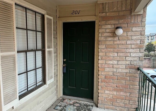 Photo - 14600 Fonmeadow Dr Apartment Unit 201