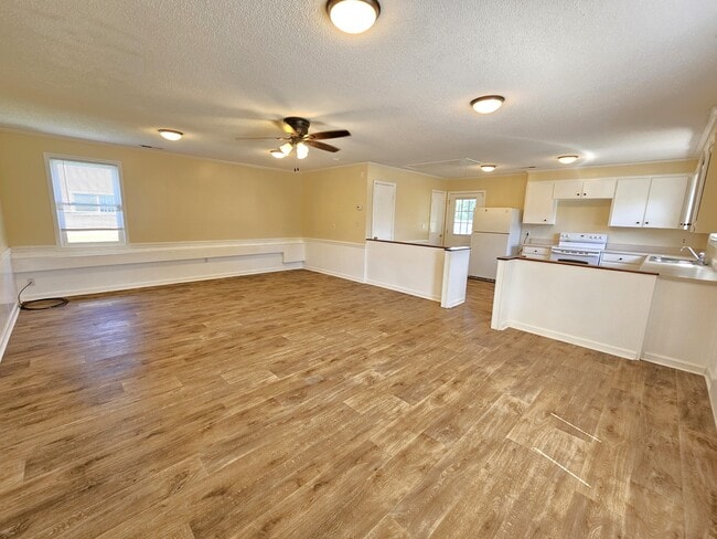 Photo - 1198 Holly Springs Rd