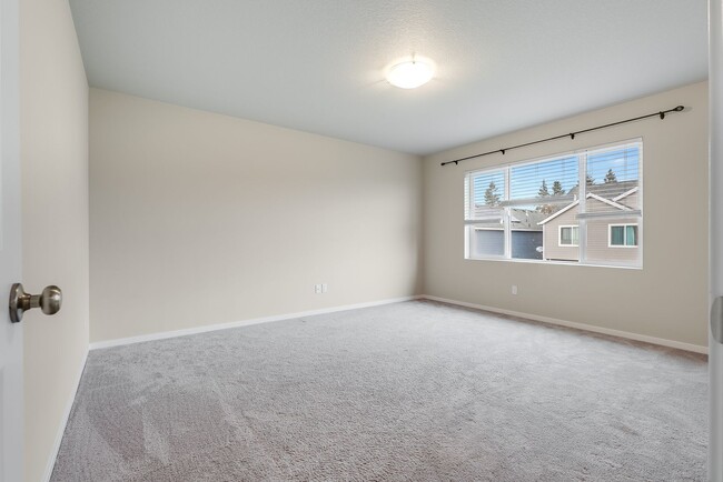 Photo - Beautiful Newer Build 5 Bed 3 Bath Beaverton Rental Home!