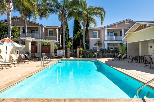 Ralston Courtyards