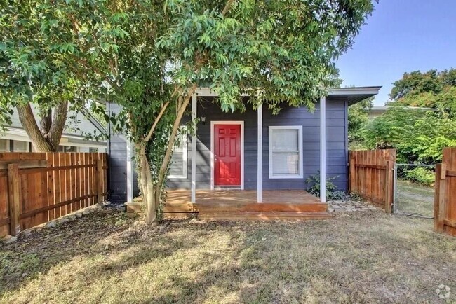 Building Photo - 611 Nelray Blvd Rental