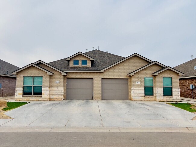 Photo - Modern 3-Bedroom Duplex in West Lubbock