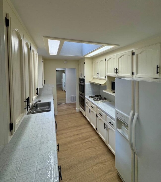 Photo - 1543 Willowbrook Dr