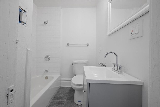 Photo - 4100-4104 Howley Street Unit 4100