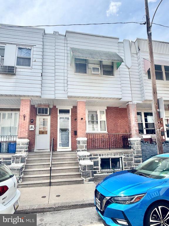 Photo - 2616 S Warnock St Townhome