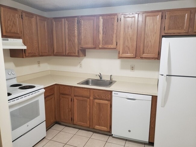 Photo - 135 Union St Unit 38