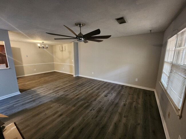 Photo - 1968 Bunker Hill Rd Unit Apt C