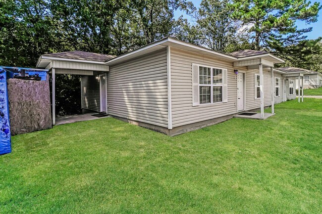 3909 Tates Mill Rd Unit 1A