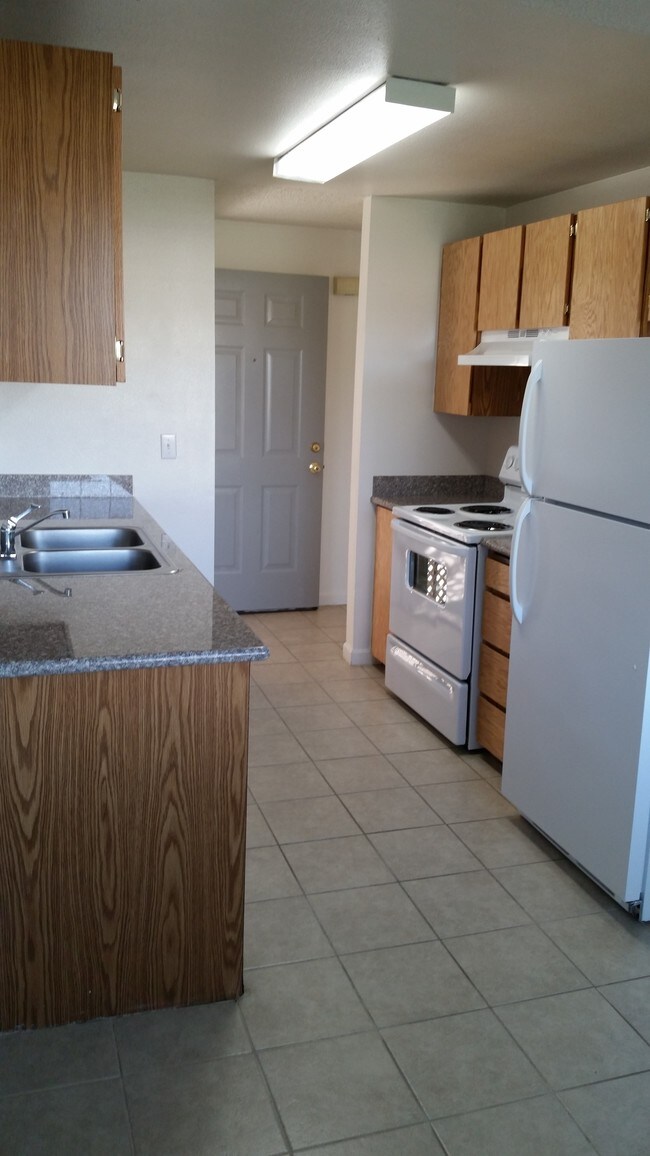 Sunnyside Park Apartments For Rent in Portland, OR