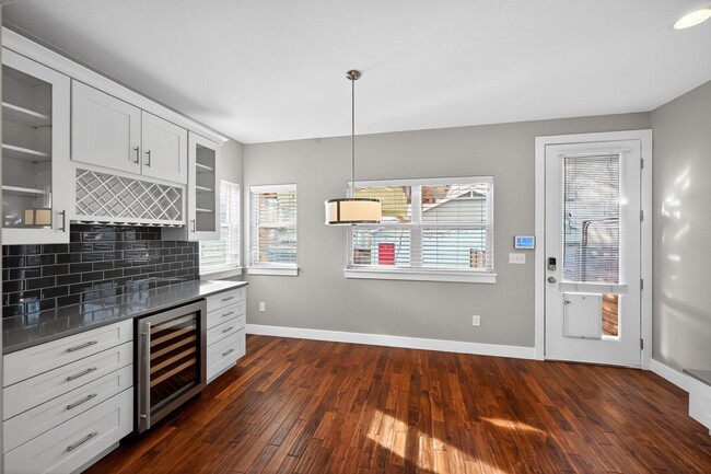 Photo - 1750 W 40th Ave