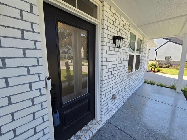 Photo - 121 Linden Ct