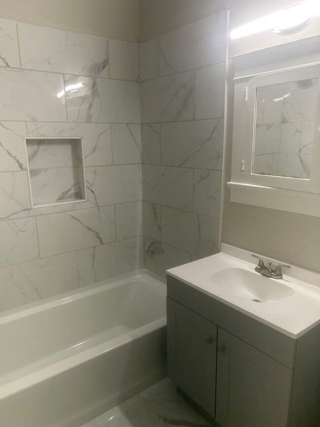 Photo - 2428-2430 Clover Street Unit 2430