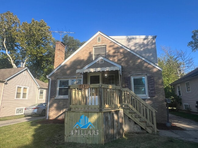 Photo - "Charming 3-Bedroom Home with Spacious Lay...