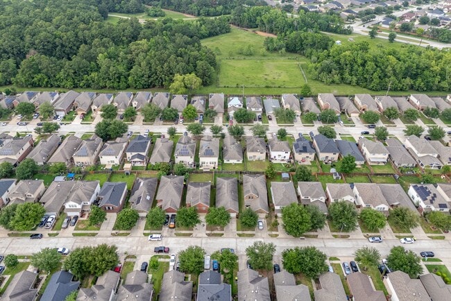 Photo - 1702 Bonnyton Ln