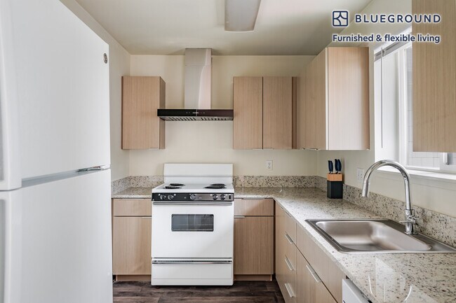 Photo - 4750 21st Ave NE Unit FL2-ID862